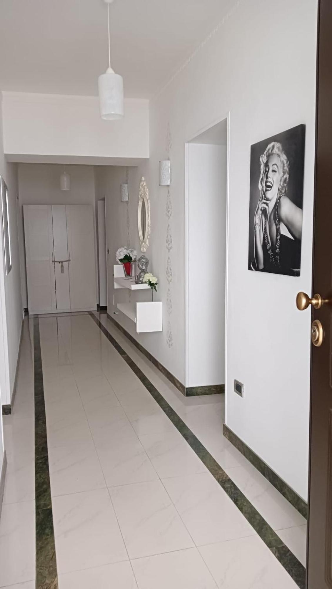 Marilyn Apartment Reggio Calabria Exterior photo